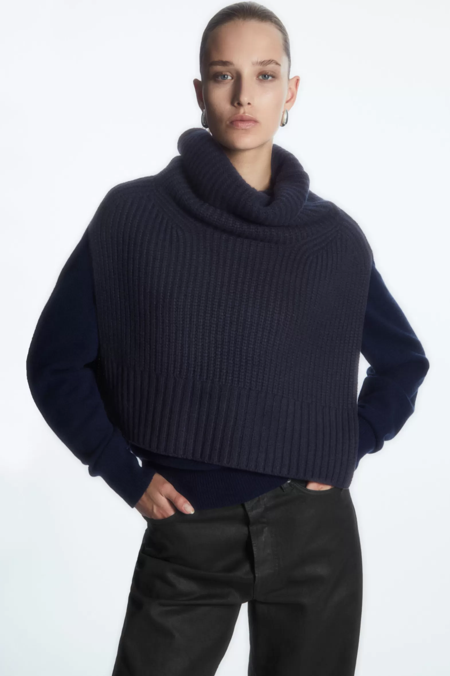 COS CHUNKY PURE CASHMERE OPEN-SIDE VEST