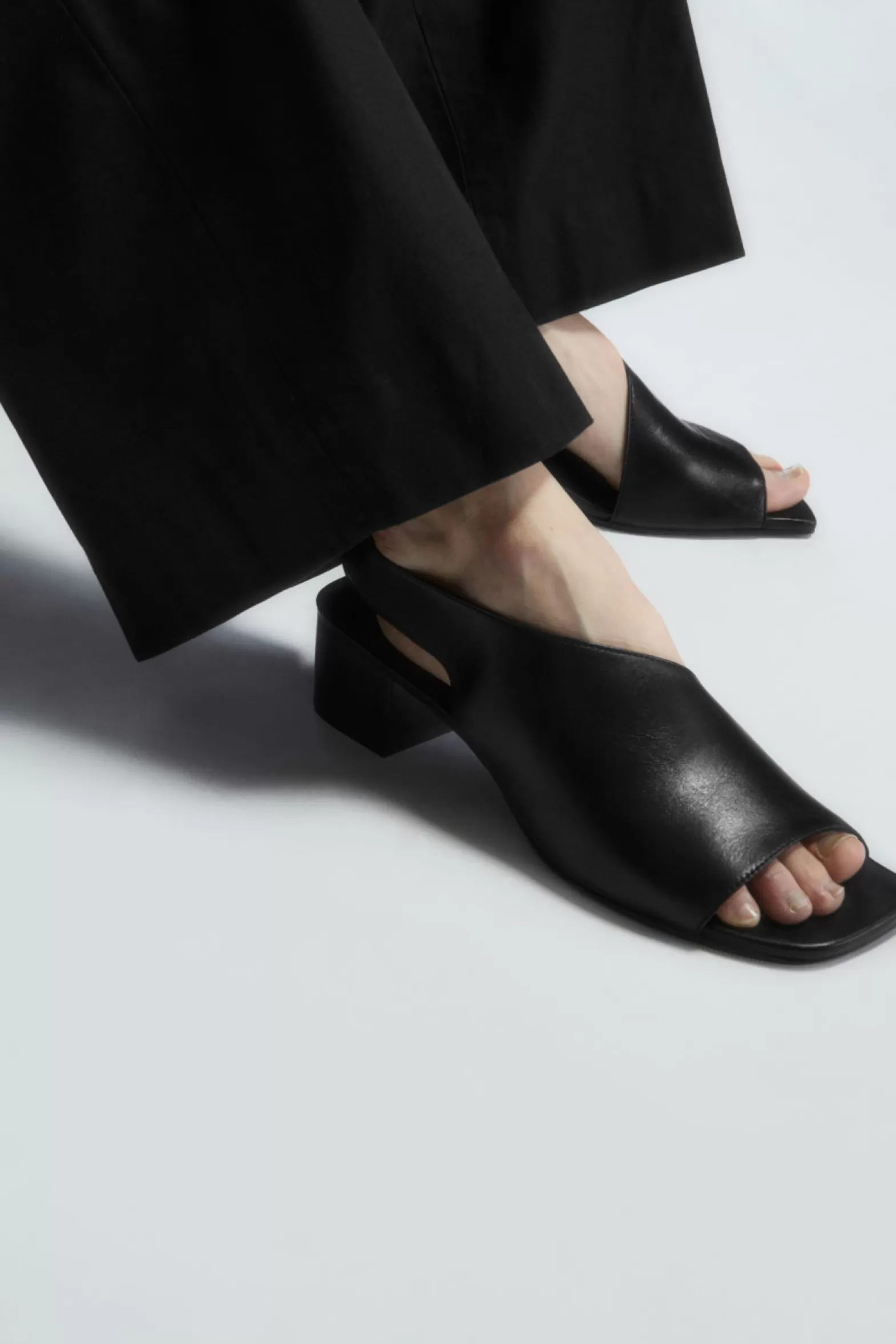 COS LEATHER SLINGBACK BLOCK-HEEL SANDALS