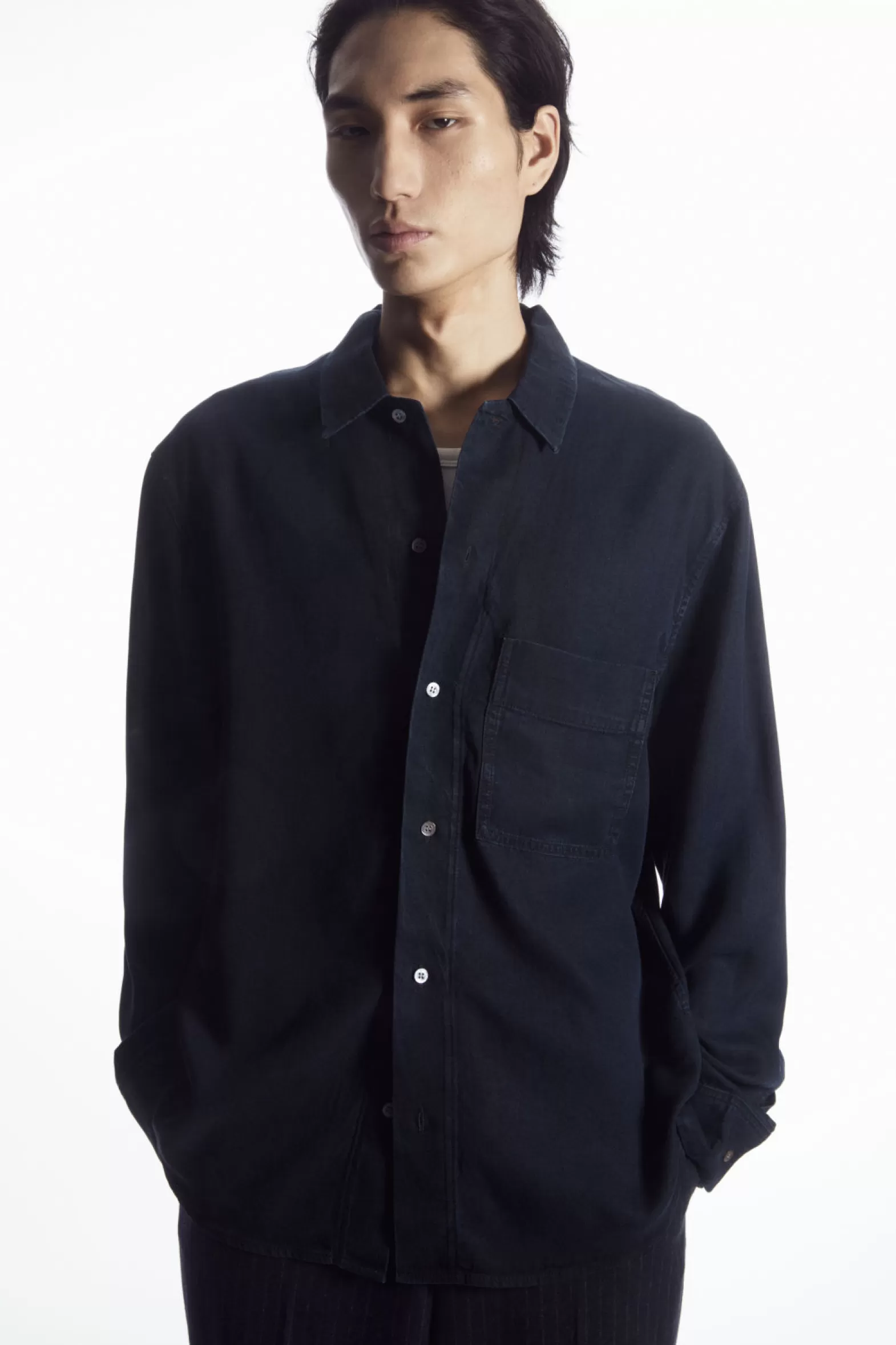 COS LIGHTWEIGHT DENIM SHIRT