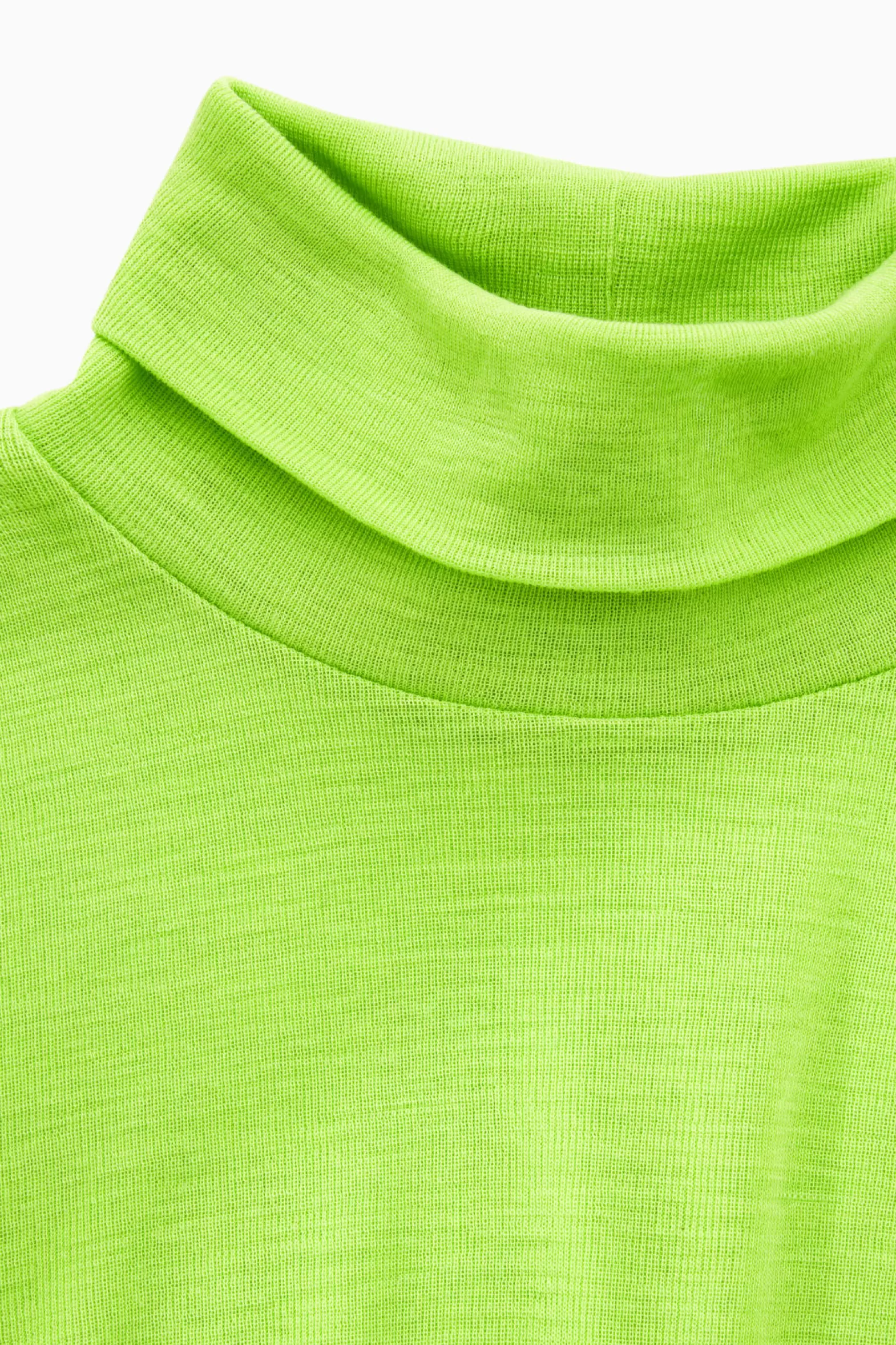 COS MERINO WOOL TURTLENECK TOP