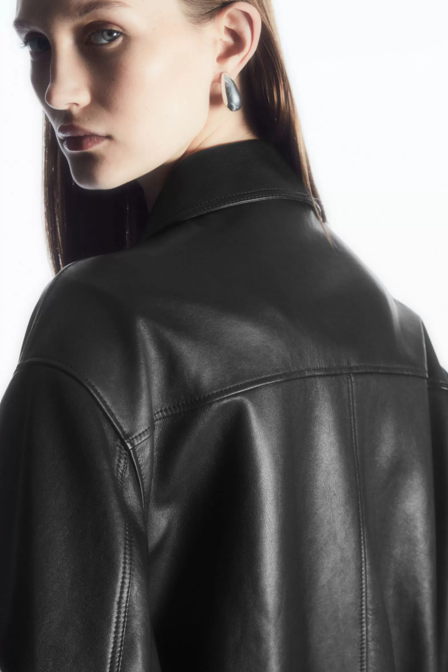 COS OVERSIZED COLLARED LEATHER JACKET