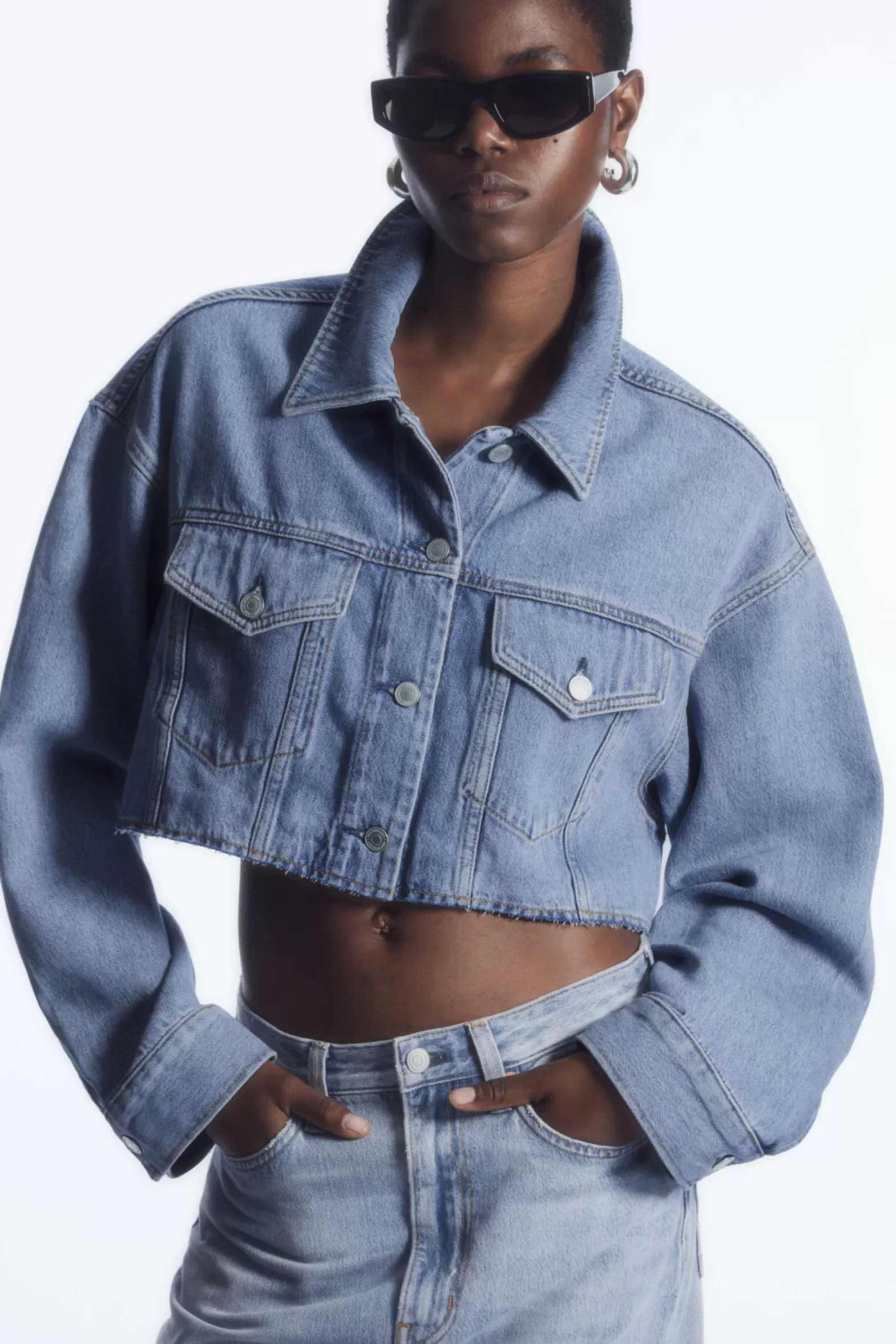 COS OVERSIZED CROPPED DENIM OVERSHIRT