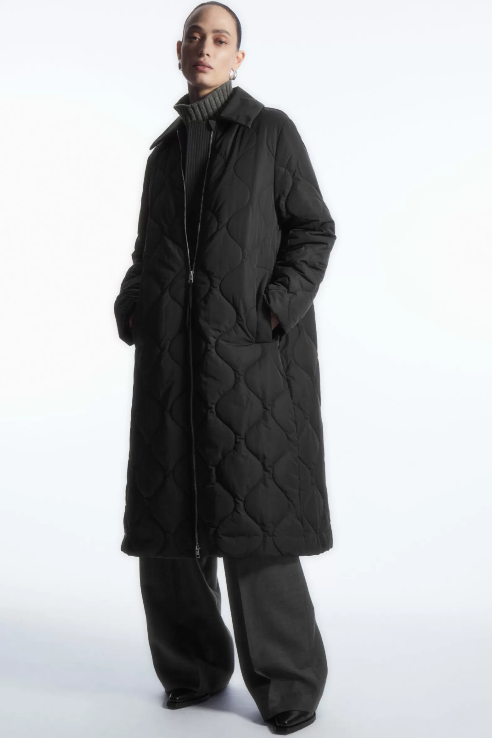 COS OVERSIZED QUILTED COAT