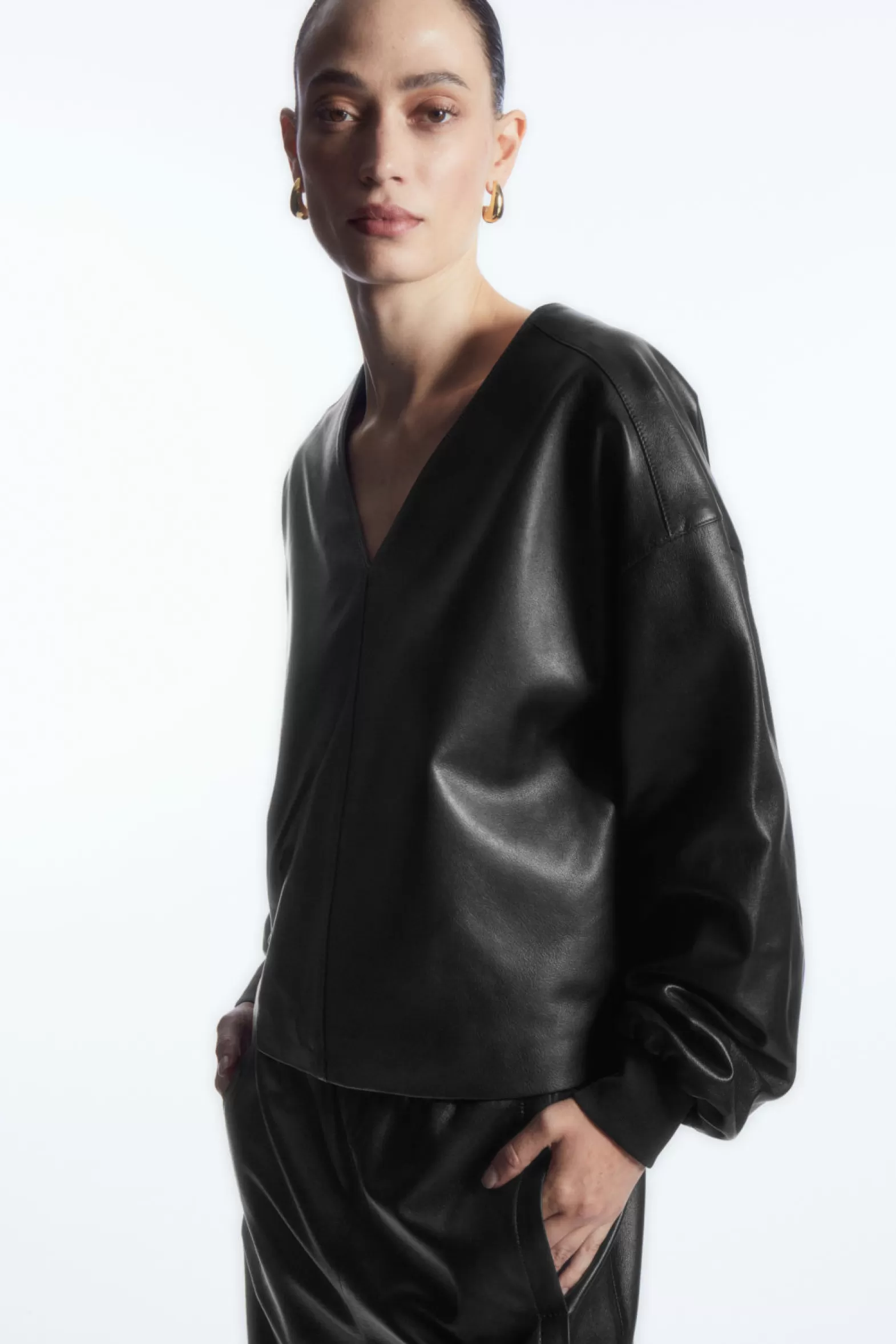 COS OVERSIZED V-NECK LEATHER TOP