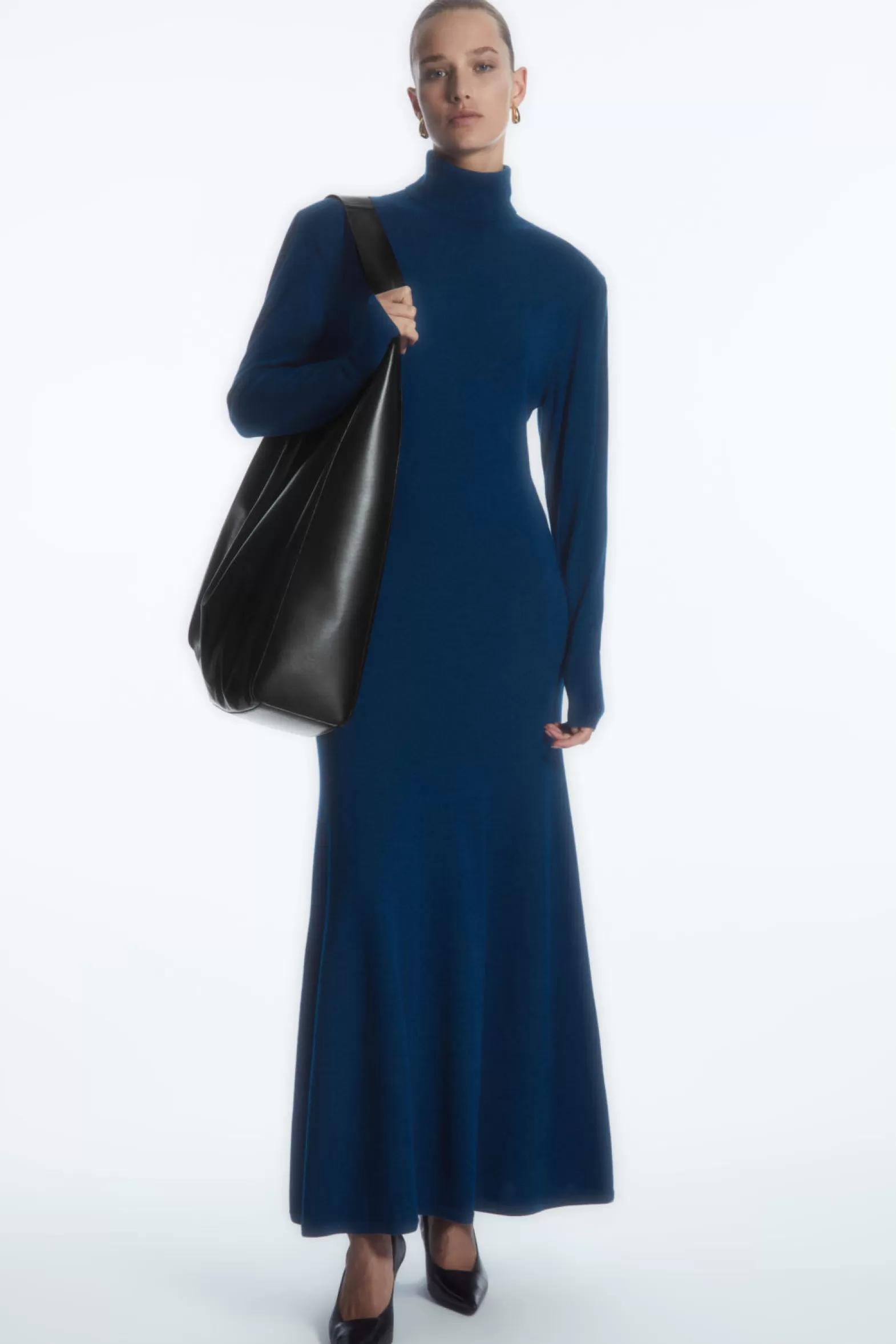 COS POWER-SHOULDER MERINO WOOL MAXI DRESS