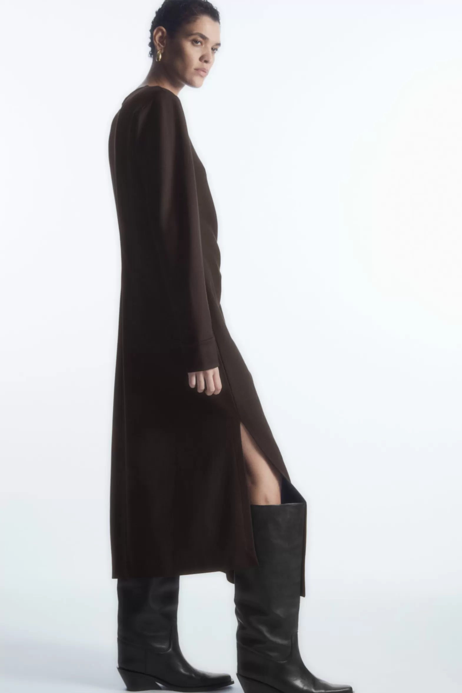 COS POWER-SHOULDER MIDI DRESS