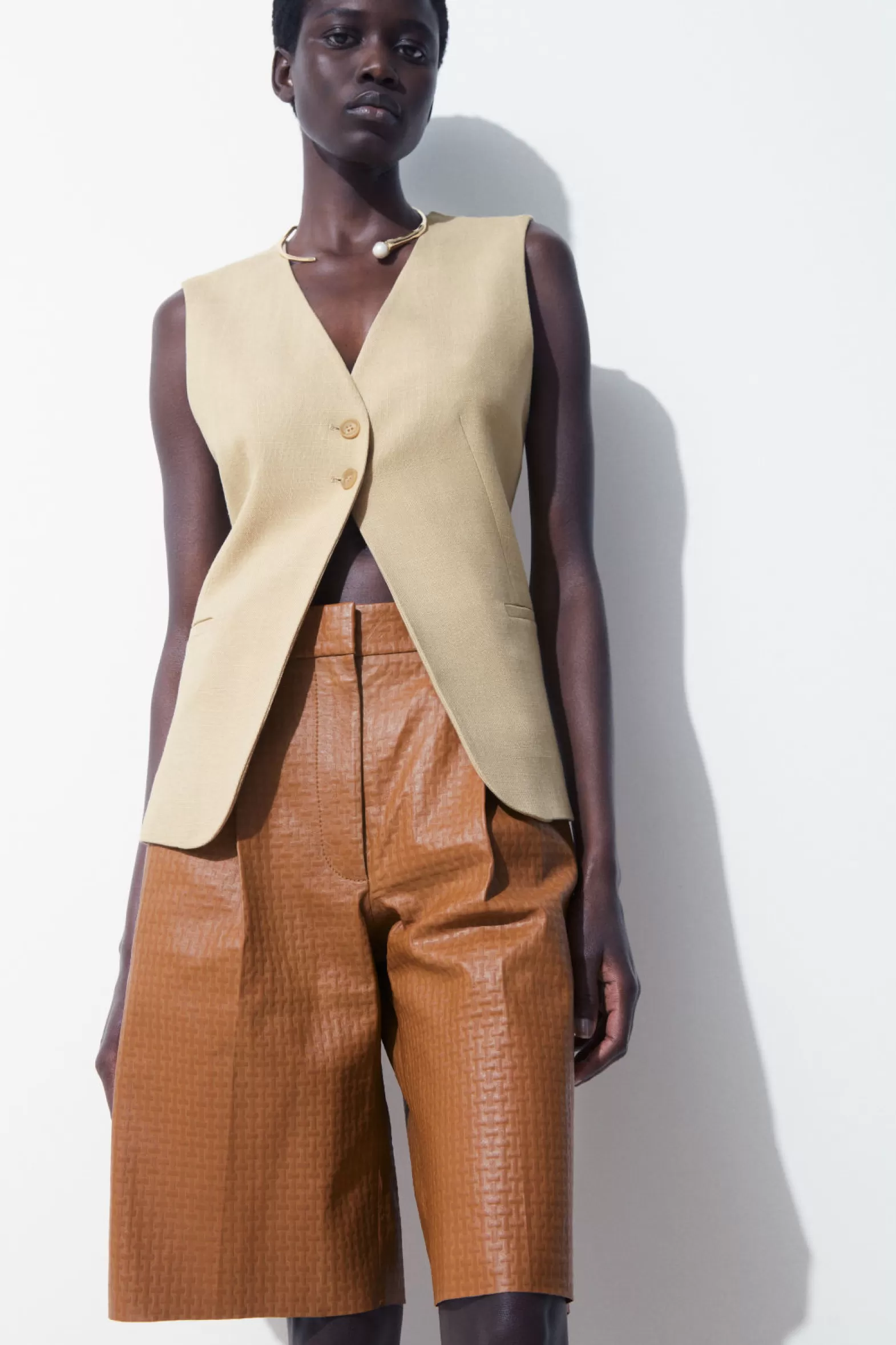 COS THE EMBOSSED-LEATHER BERMUDA SHORTS