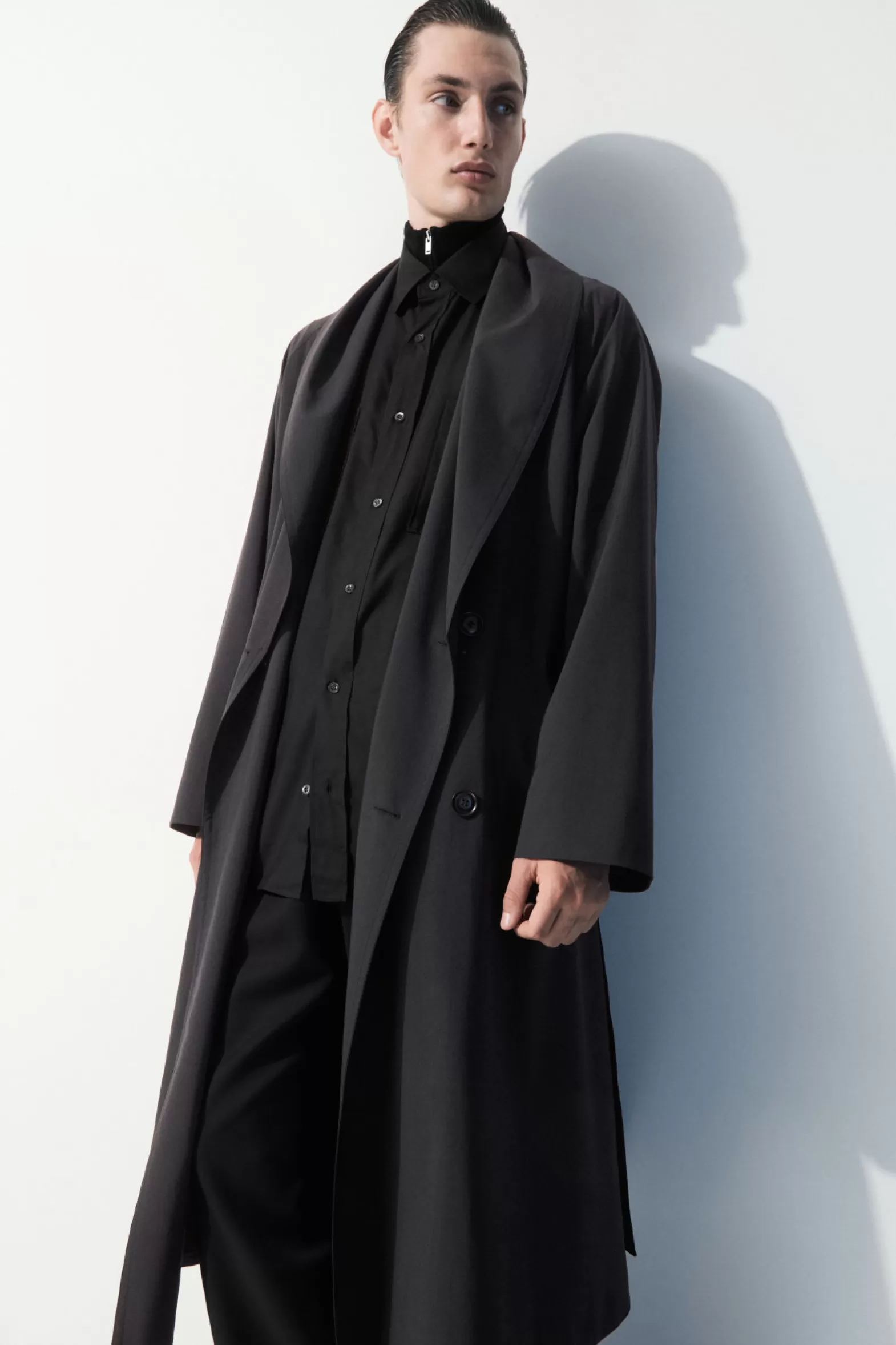 COS THE TECHNICAL WOOL-BLEND TRENCH COAT